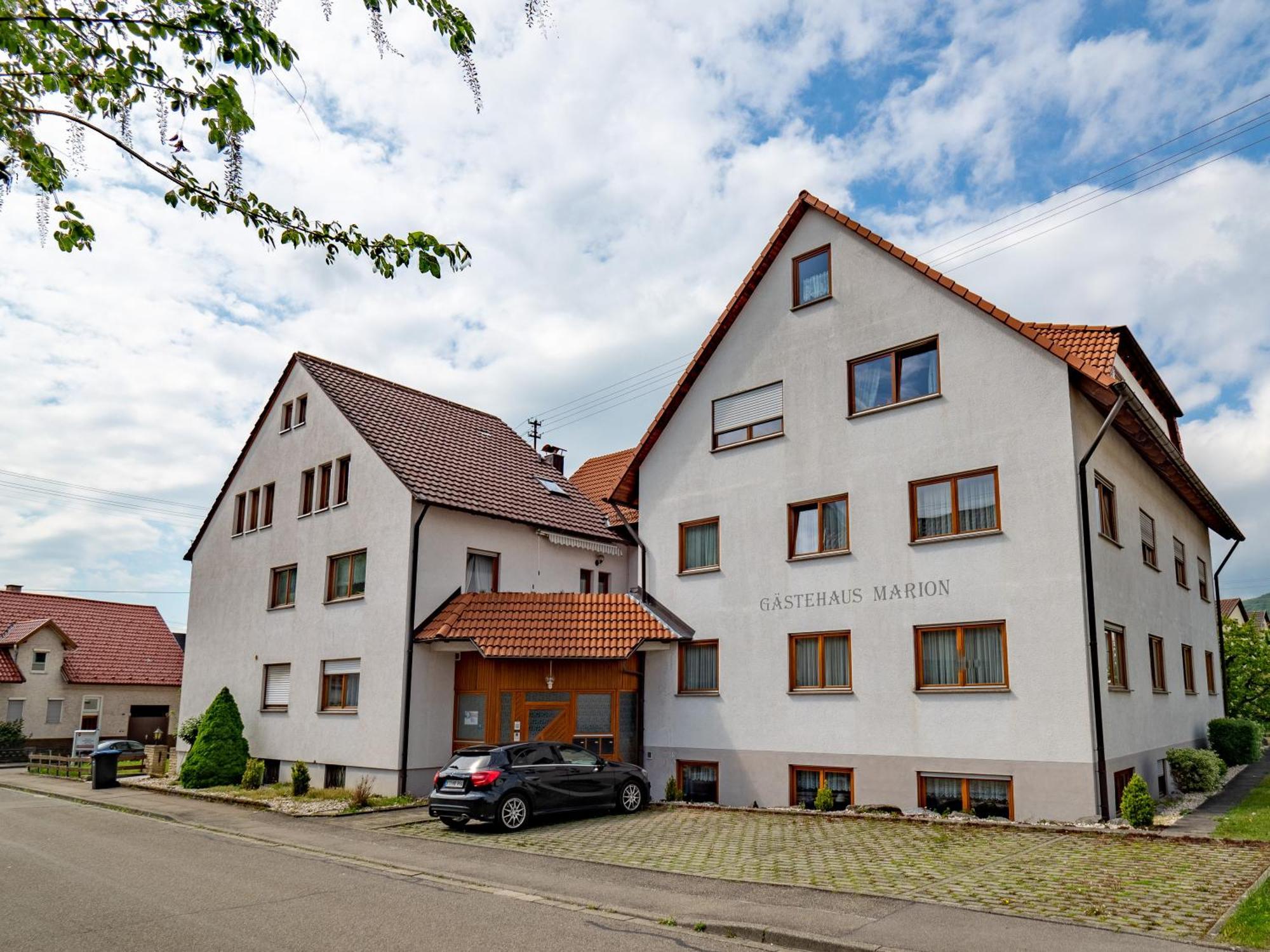 Gaestehaus Marion Dettingen an der Erms Luaran gambar